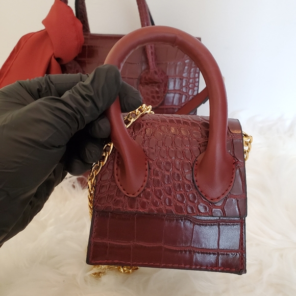 Purse - Picture 3 of 3